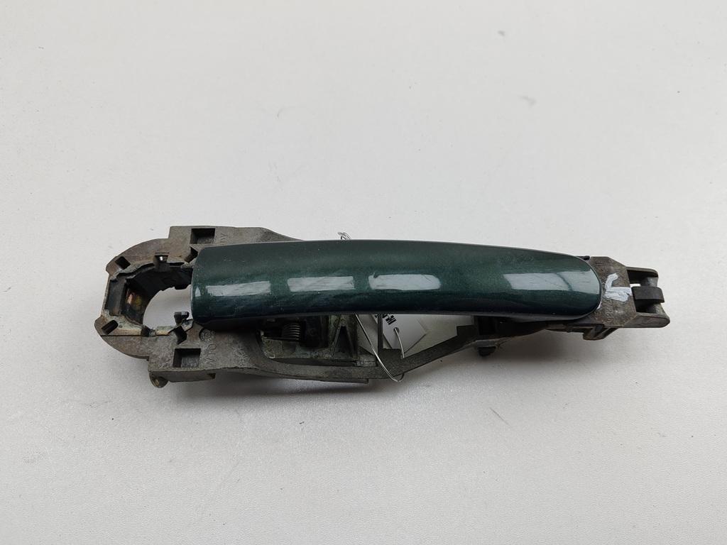 ручка наружная передняя правая Volkswagen Passat B5 1998, 1.9 л., дизель, МКПП, зелёный, универсал, 3B0837885 - фото №1