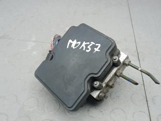 блок ABS Toyota Auris 2 поколение 2014, 1.4 л., дизель, МКПП, универсал