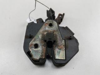 замок капота Volvo V70 2 поколение 2001, 2.4 л., бензин, МКПП, чёрный, универсал, 9483765