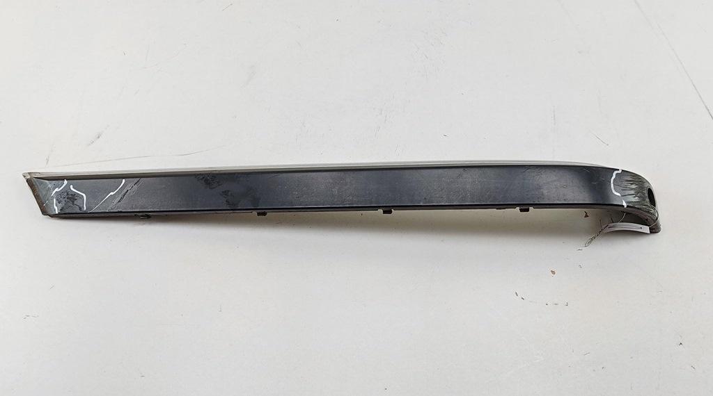 молдинг заднего бампера BMW 7 E38 1997, 3.5 л., бензин, АКПП, зелёный, седан, 8125411