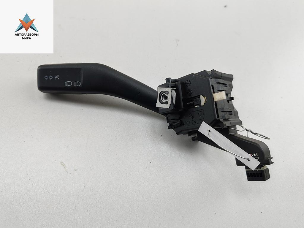 переключатель поворотов Volkswagen Golf 5 поколение 2004, 1.4 л., бензин, МКПП, синий, хетчбэк 5 дв., 1K0953513QC - фото №1