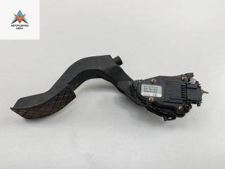 педаль Volkswagen Passat B5 [рестайлинг] 2000, 1.9 л., дизель, МКПП, серый, универсал, 8D1721523