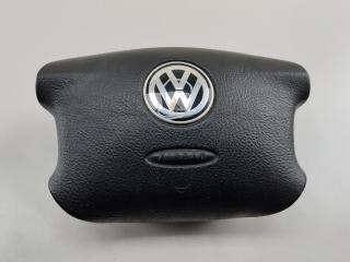 подушка безопасности водителя Volkswagen Golf-4 1999, 1.6 л., бензин, МКПП, синий, универсал, 3B0880201AE