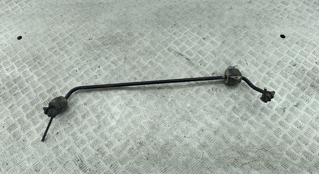 стабилизатор подвески (поперечной устойчивости) BMW 5 F10/F11 2011, 3.0 л., дизель, АКПП, серый, универсал, 6788860