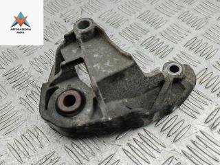 кронштейн КПП Mazda 3 BK 2005, 1.6 л., бензин, МКПП, серый, хетчбэк 5 дв.