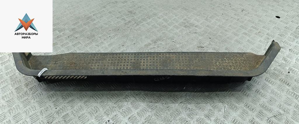 Накладка на порог внутренняя (салона) Volkswagen Transporter T4 1993, 2.4 л., дизель, МКПП, красный, микроавтобус, 705853726A - фото №1