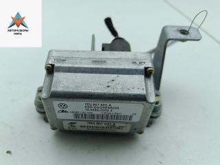 датчик ускорения Volkswagen Sharan 1 поколение [2-й рестайлинг] 2003, 1.9 л., дизель, МКПП, зелёный, минивэн, 7M3907637B