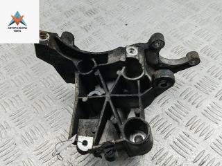 кронштейн компрессора кондиционера Audi A6 4F/C6 2005, 3.0 л., дизель, АКПП, серый, седан, 059145169P