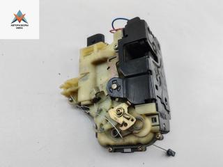 замок двери передней левой Volkswagen Passat B5 [рестайлинг] 2004, 1.6 л., бензин, МКПП, чёрный, универсал, 3B1837015Q