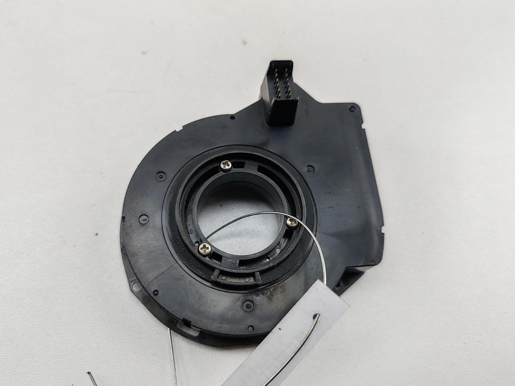 датчик угла поворота руля Volvo V70 2 поколение 2001, 2.4 л., бензин, МКПП, чёрный, универсал - фото №1