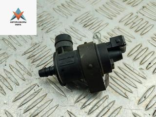 клапан вентиляции топливного бака Volvo S40 2 поколение 2004, 2.4 л., бензин, МКПП, серый, универсал, 8653642