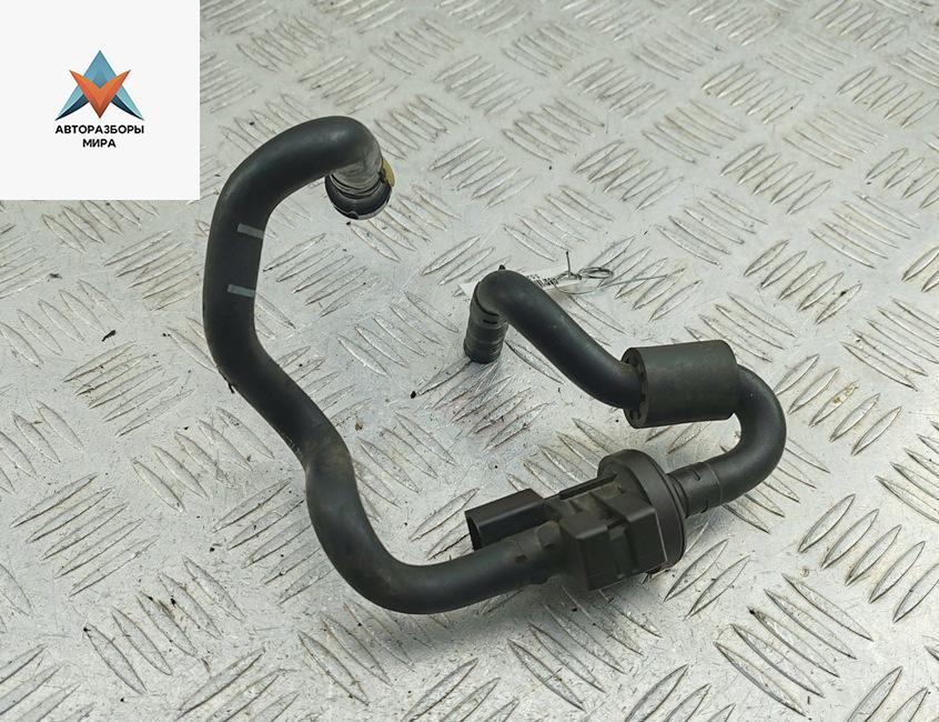 клапан вакуумного управления Audi Q7 4L 2006, 4.2 л., бензин, АКПП, серый, внедорожник 5 дв., 7L8133352 - фото №1