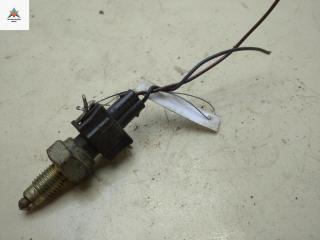 Датчик включения заднего хода (лягушка) Volkswagen Transporter T4 1992, 2.4 л., дизель, МКПП, серый, микроавтобус