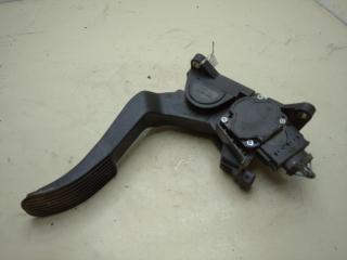 педаль Mercedes-Benz Vito 2002, 2.2 л., дизель, МКПП, жёлтый, микроавтобус, A9013000404