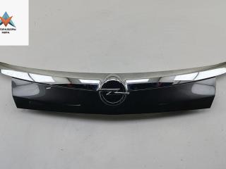 накладка подсветки номера Opel Insignia 1 поколение (A) 2009, 2.8 л., бензин, АКПП, серый, универсал, 13272845