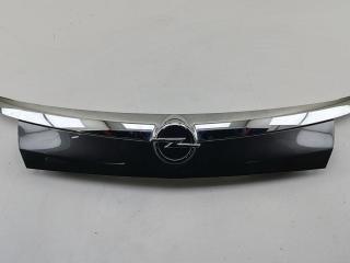 накладка подсветки номера Opel Insignia 1 поколение (A) 2009, 2.8 л., бензин, АКПП, серый, универсал, 13272845