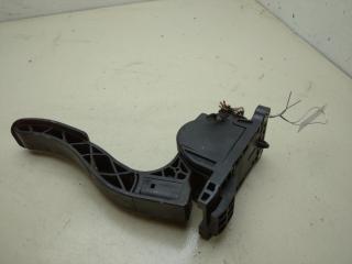 педаль Volkswagen Crafter 1 поколение 2006, 2.5 л., дизель, МКПП, белый, микроавтобус, A9063000404