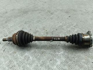 полуось передняя левая (приводной вал, ШРУС) Volkswagen Golf-4 2000, 2.0 л., бензин, АКПП, серый, универсал