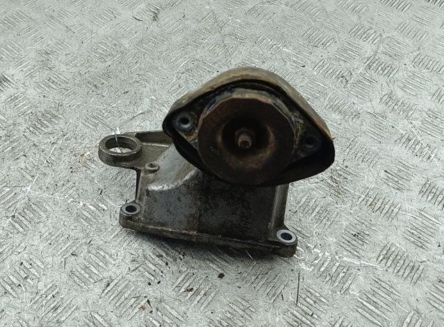 кронштейн КПП Volkswagen Passat B5 1997, 1.8 л., бензин, МКПП, серый, универсал
