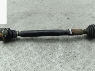 полуось передняя правая (приводной вал, ШРУС) Volkswagen Passat B6 2009, 1.4 л., бензин, МКПП, чёрный, универсал