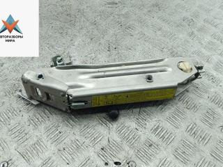 домкрат Audi A4 B5 1997, 1.8 л., Ti, бензин, МКПП, синий, универсал, 8L0011031A