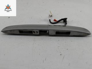 накладка подсветки номера Nissan Note E11 2006, 1.4 л., бензин, МКПП, серый, хетчбэк 5 дв.