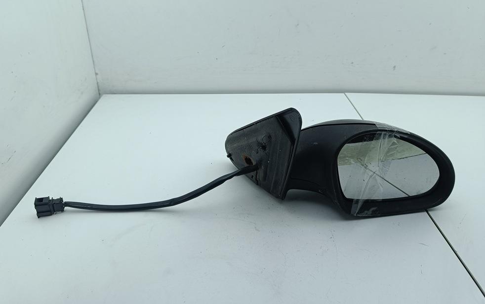 зеркало правое SEAT Leon 2003, 1.6 л., бензин, МКПП, чёрный, хетчбэк 5 дв.
