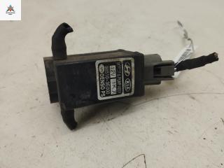 насос (моторчик) омывателя стекла Kia Sorento 1 поколение [рестайлинг] 2007, чёрный, внедорожник 5 дв., 98510-3E000