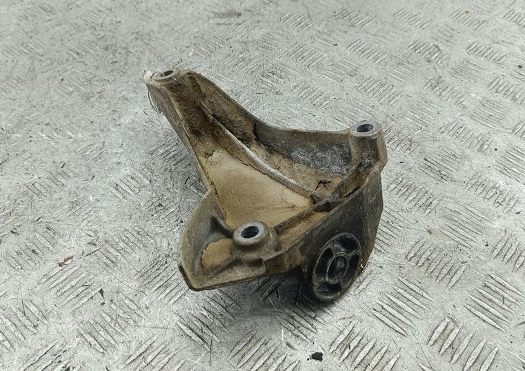 кронштейн КПП Audi A6 C5 Allroad 2000, 2.5 л., дизель, АКПП, зелёный, универсал, 8D0399113AT