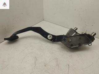 педаль сцепления Nissan Note E11 2006, 1.4 л., бензин, МКПП, серый, хетчбэк 5 дв.