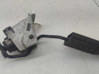 педаль Audi A6 4A/C4 1996, 2.5 л., дизель, МКПП, красный, универсал, 4A1721507K