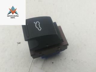 кнопка открытия багажника Volkswagen Passat B7 2013, 2.0 л., дизель, МКПП, чёрный, универсал, 3AA959831