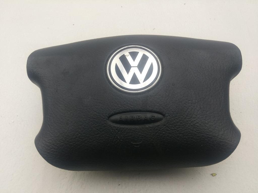 подушка безопасности водителя Volkswagen Passat B5+ (GP) 2004, 1.6 л., бензин, МКПП, чёрный, универсал