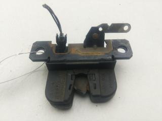 замок багажника Volkswagen Passat B5 1998, универсал, 3B9827505C