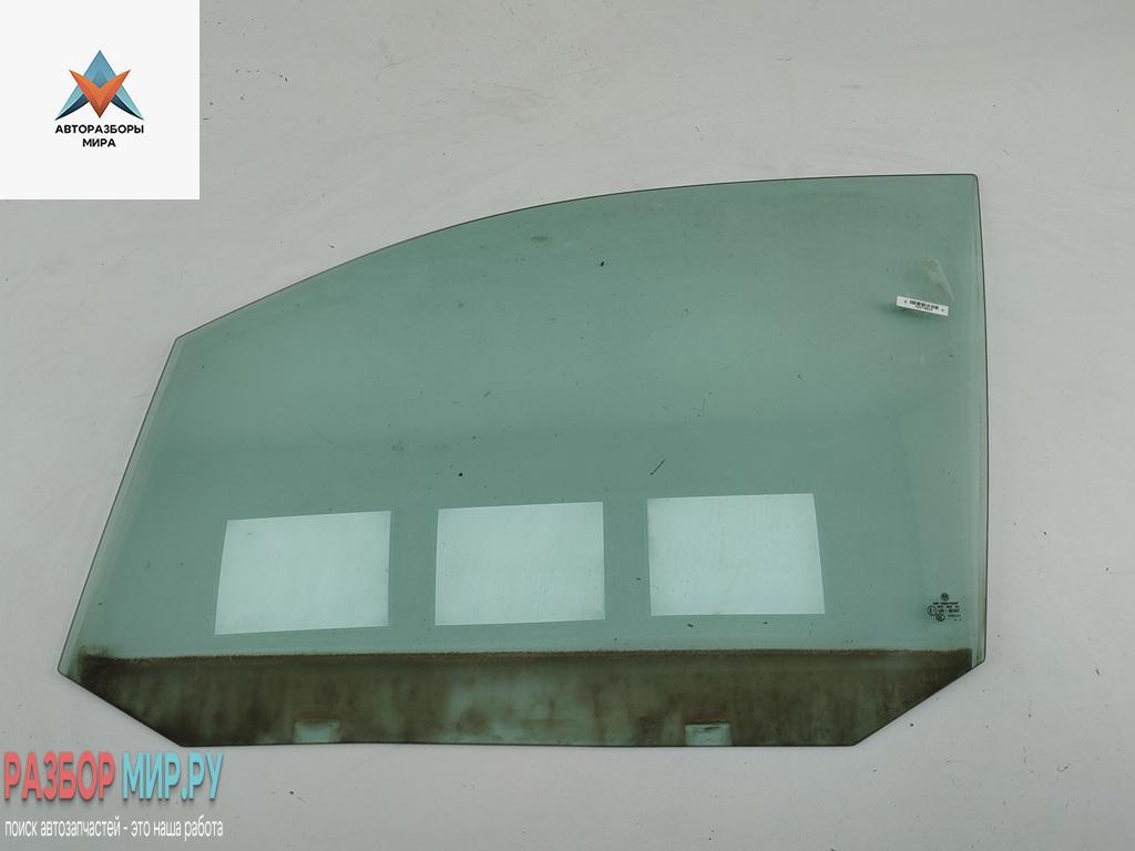 стекло двери передней левой Volkswagen Caddy 3 поколение 2005, 2.0 л., дизель, МКПП, белый, фургон - фото №1