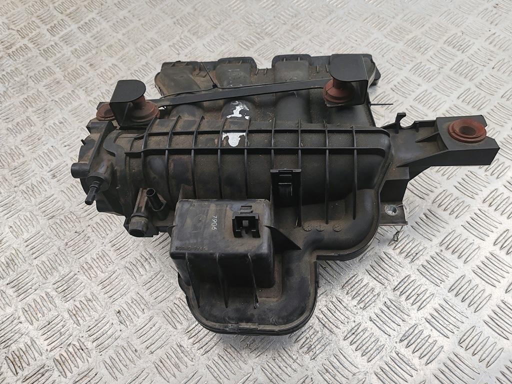 коллектор впускной Renault Laguna III 2008, 2.0 л., бензин, универсал