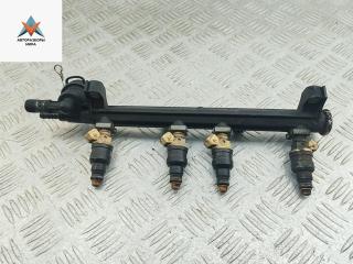 Форсунка топливная (комплект) Volkswagen Passat B4 1995, 1.6 л., бензин, МКПП, синий, универсал, 037906031J