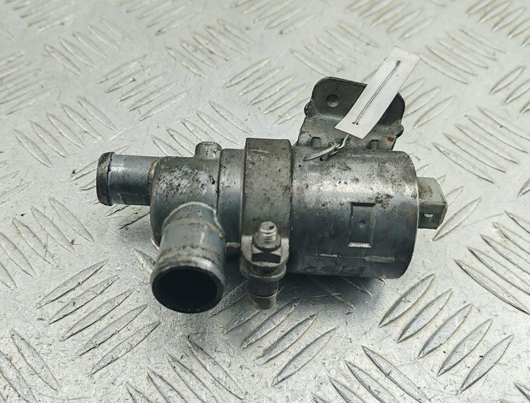 клапан холостого хода Volkswagen Passat B4 1995, 1.6 л., бензин, МКПП, синий, универсал, 037906457E - фото №1