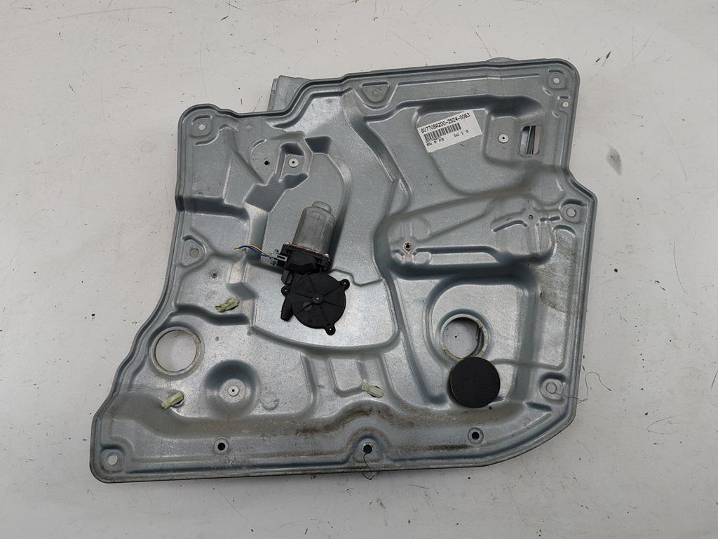 стеклоподъемник электрический передний правый Nissan Primera P12 2004, 2.0 л., бензин, МКПП, серый, универсал, 80770BA200