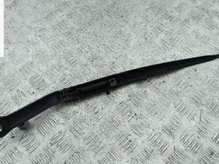 Щеткодержатель (поводок стеклоочистителя) передний BMW 3 серия E46 [рестайлинг] 2003, 1.8 л., бензин, МКПП, чёрный, универсал