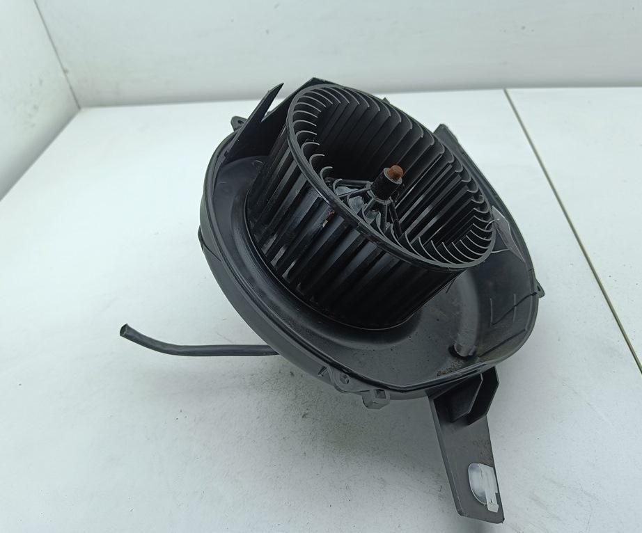 моторчик печки Skoda Roomster 2008, 1.9 л., дизель, МКПП, синий, универсал, 715240