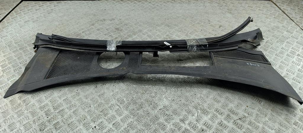 дождевик Audi A6 Allroad Quattro C5 2000, 2.5 л., дизель, АКПП, зелёный, универсал, 4B1819417B - фото №1