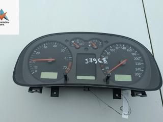 приборная панель Volkswagen Golf 4 поколение 1999, 1.6 л., бензин, АКПП, серый, хетчбэк 5 дв., 1J0920802C