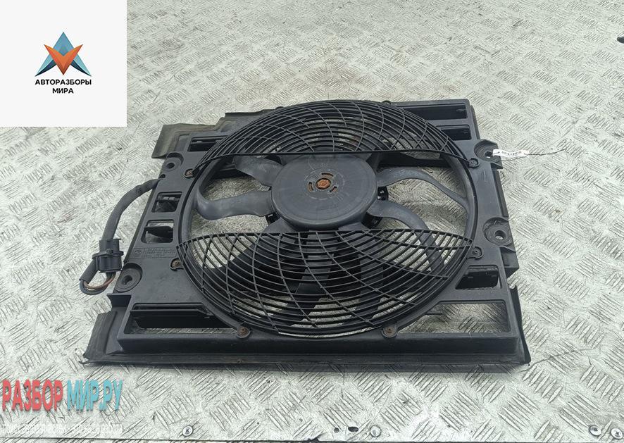вентилятор радиатора BMW 5 серия E39 1997, 2.5 л., бензин, АКПП, чёрный, универсал, 67328380669 - фото №1