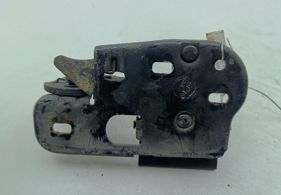 ручка открывания капота Volkswagen Passat B6 2007, 2.0 л., дизель, АКПП, серый, универсал, 3C0823480