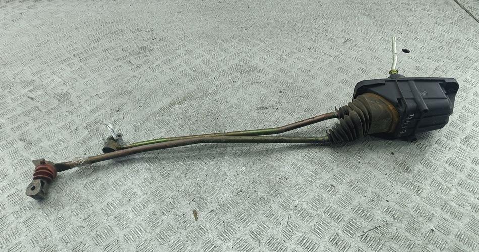 кулиса Audi A6 C6 2005, 3.2 л., бензин, МКПП, серый, универсал, 4F0711025D
