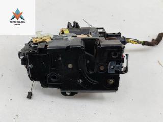 замок двери передней левой Volkswagen Golf 4 поколение 1998, 1.4 л., бензин, МКПП, серый, хетчбэк 5 дв.