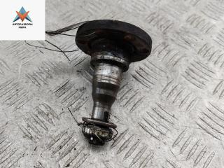 Цапфа задняя (ось ступицы) Volkswagen Passat B3 1993, 1.8 л., бензин, МКПП, серый, универсал