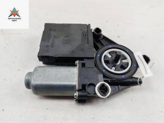 моторчик стеклоподъемника передний левый Volkswagen Caddy 3 поколение 2006, 1.9 л., АКПП, фургон, 1K0959793J