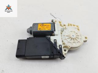 моторчик стеклоподъемника передний левый Volkswagen Golf 4 поколение 2001, 2.0 л., МКПП, универсал, 1C1959801A